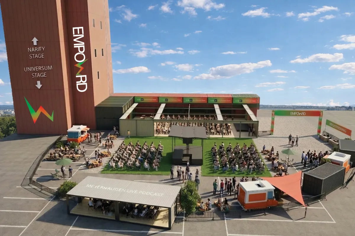 Tårnet kulturarena sett ovenfra med to scener, publikum og festivalområdet